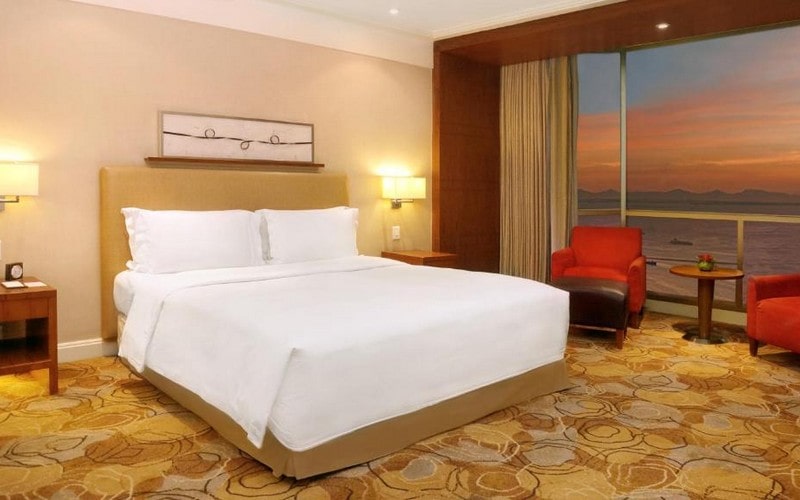 هتل New Coast Hotel Manila