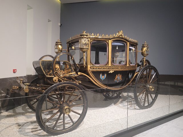 موزه ماشین تهران کجاست؟ | تصاویر و خودروها