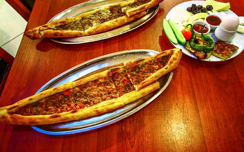 رستوران فاتح داماک پیده استانبول
