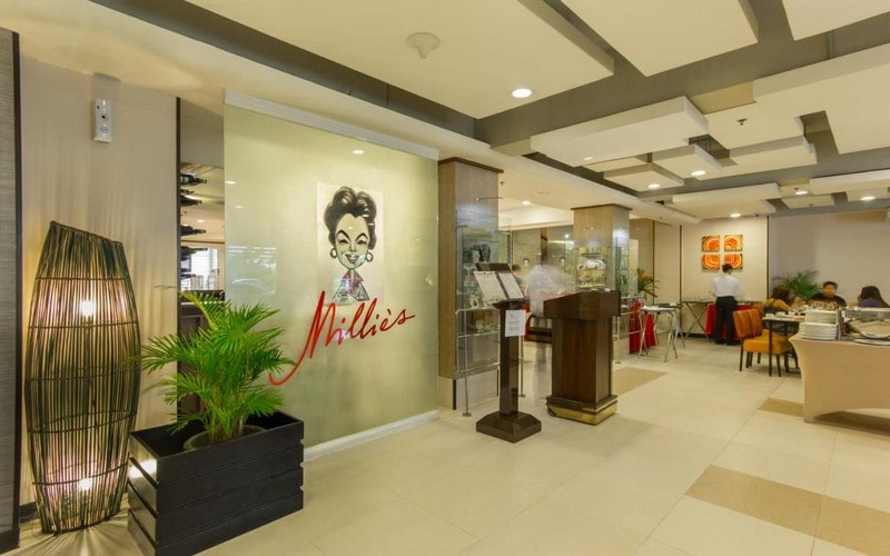 هتل Microtel by Wyndham Mall of Asia Manila