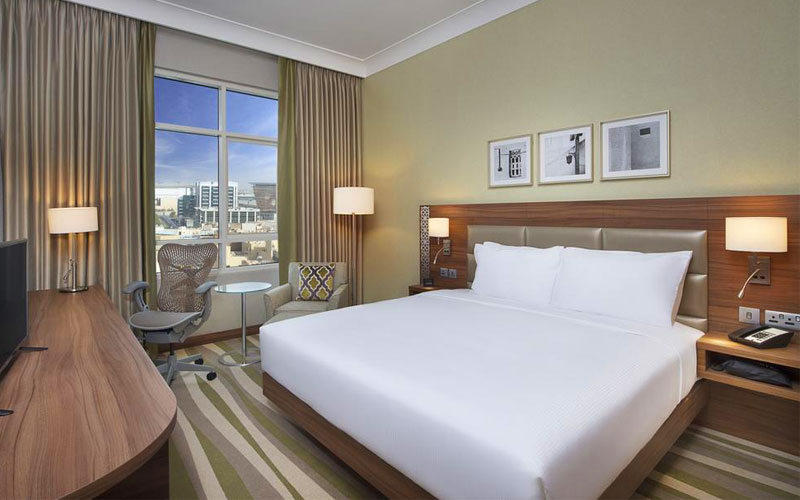 هتل Hilton Garden Inn Dubai Al Muraqabat Deira