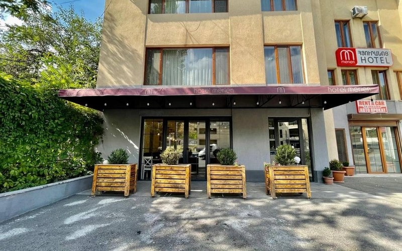 هتل Hotel Merien Yerevan