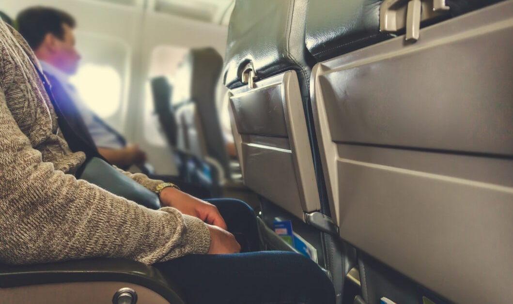 بلیط و پرواز اکونومی چیست؟