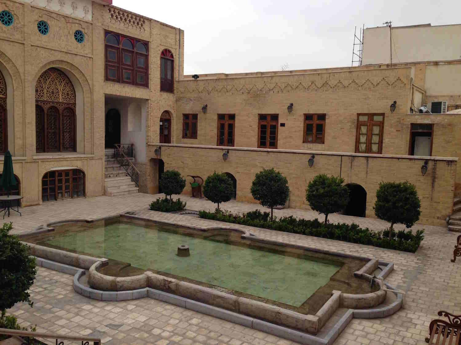 خانه کاظمی کجاست؟