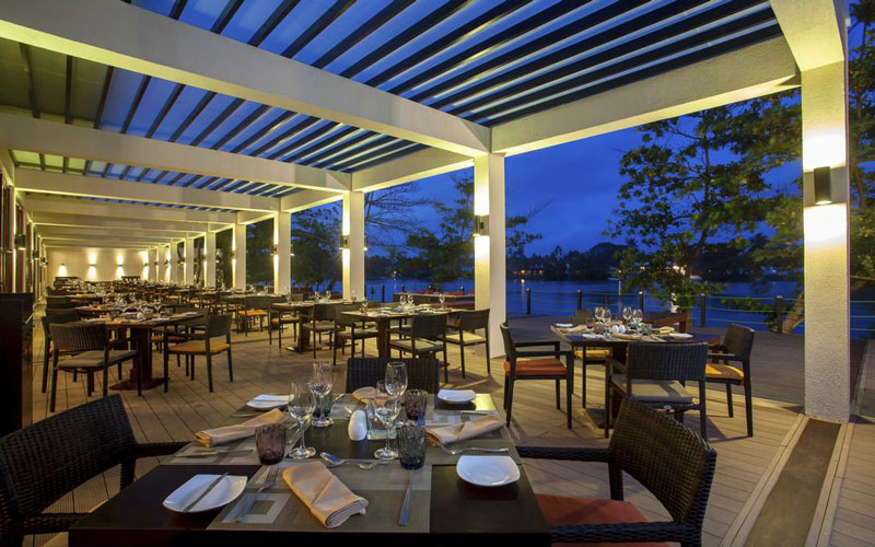 هتل Centara Ceysands Resort & Spa Sri Lanka