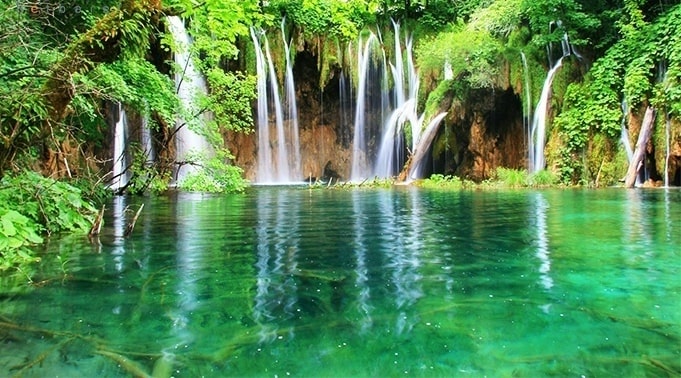 هفت آبشار تیرکن کجاست؟