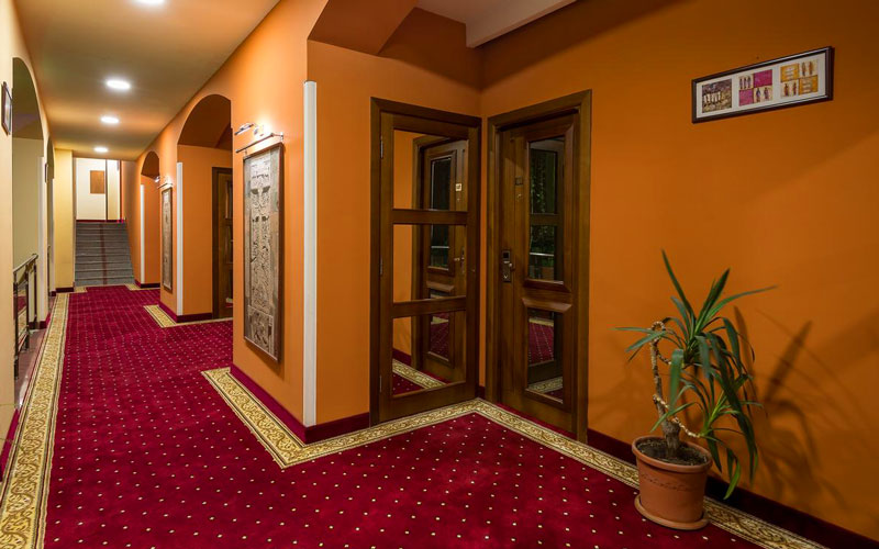هتل Ararat Hotel Yerevan