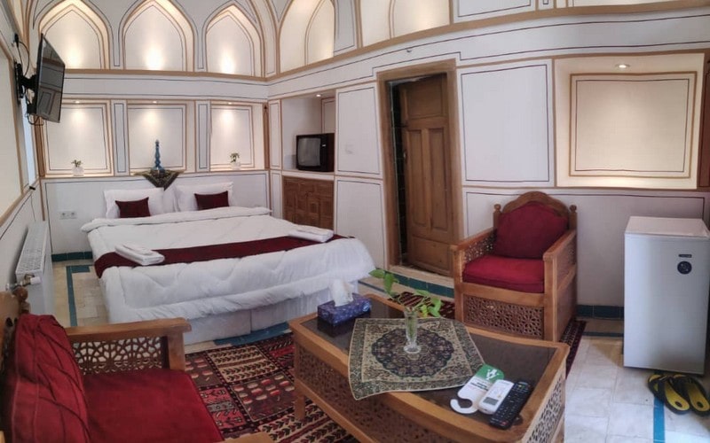  اقامتگاه سنتی یاس اصفهان