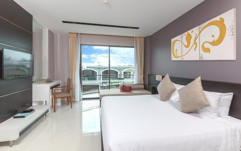 هتل The Charm Resort Phuket