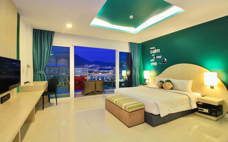 هتل SLEEP WITH ME HOTEL design hotel @ Patong Phuket