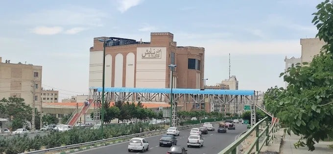 نیایش مال کجاست؟ | آدرس، امکانات و فروشگاه ها