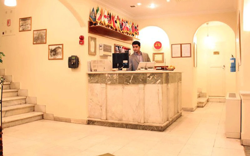 هتل رستوران قناری تهران