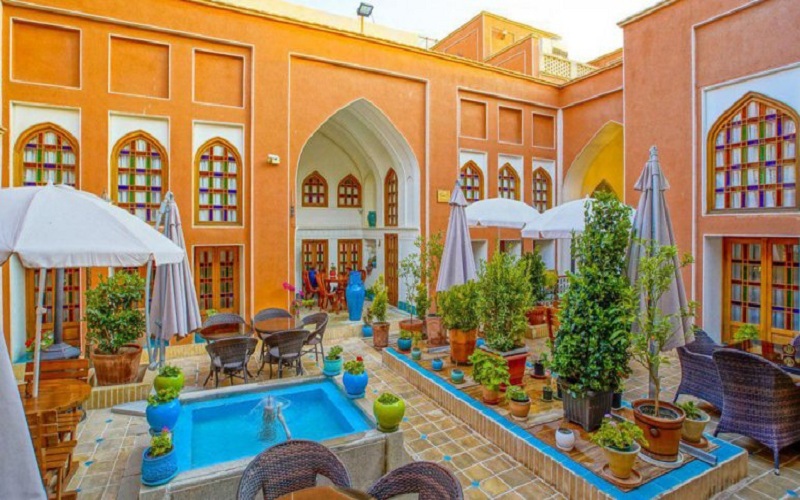 اقامتگاه سنتی میناس اصفهان 