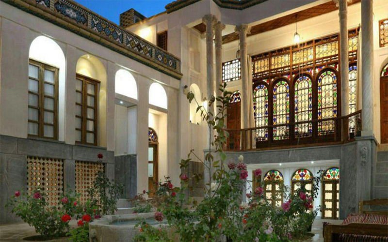 اقامتگاه سنتی ایروانی اصفهان