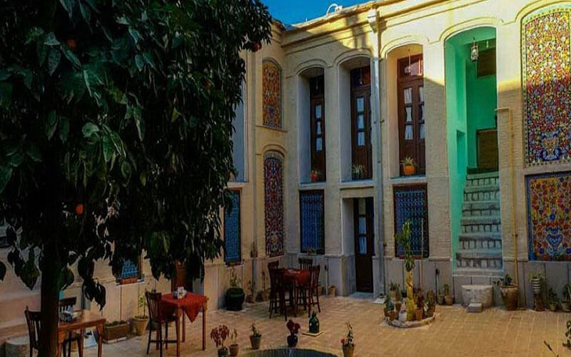 اقامتگاه سنتی پسین شیراز