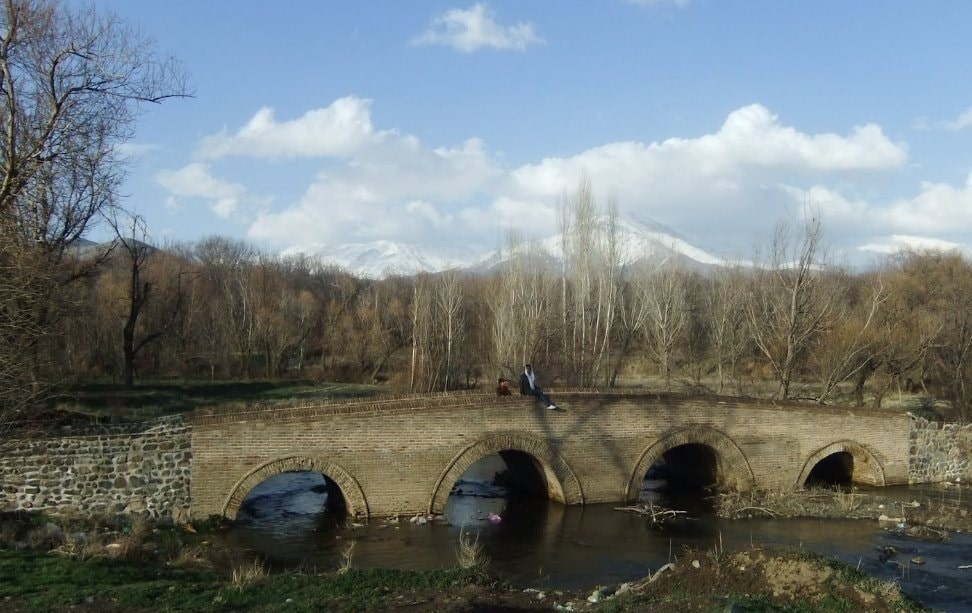 ۲۳ جای دیدنی تویسرکان | بهشت سرسبز غرب