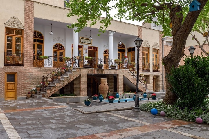 خانه های تاریخی تهران | ۱۰ بنای باستانی زیبا در پاییز