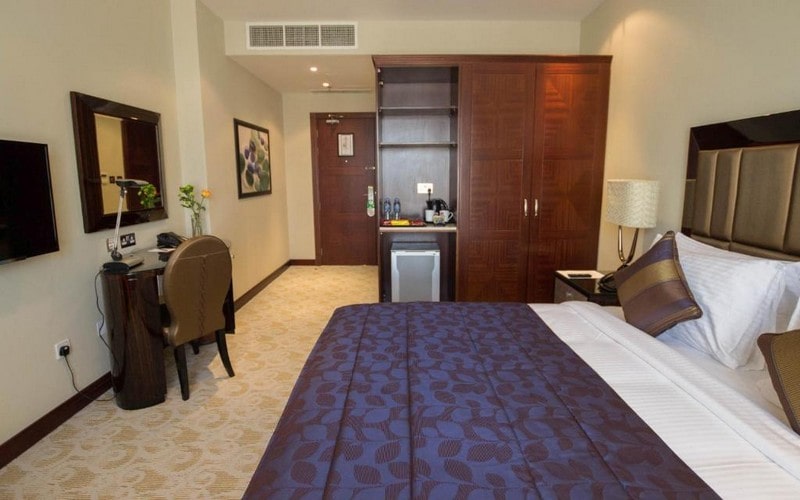 هتل Strato Hotel By Warwick Doha