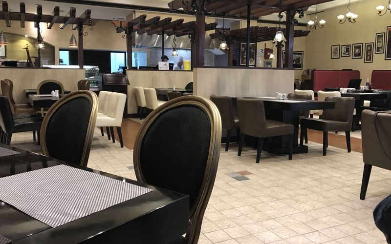 رستوران اسکایلر گورمی بیسترو دبی