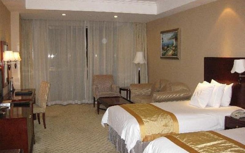هتل Schonbrunn Hotel Beijing