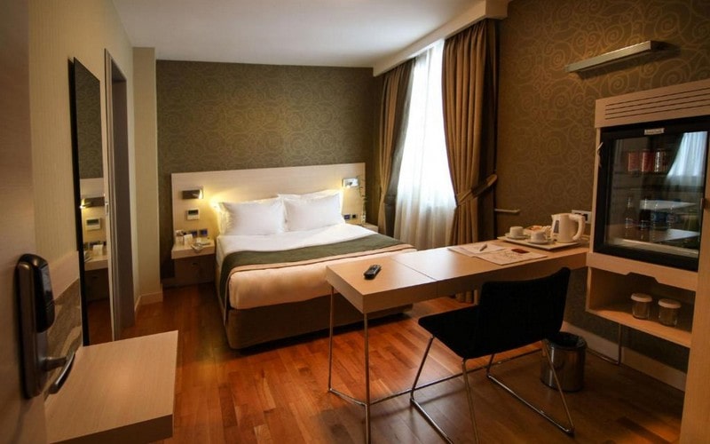 هتل Hotel Troya Istanbul