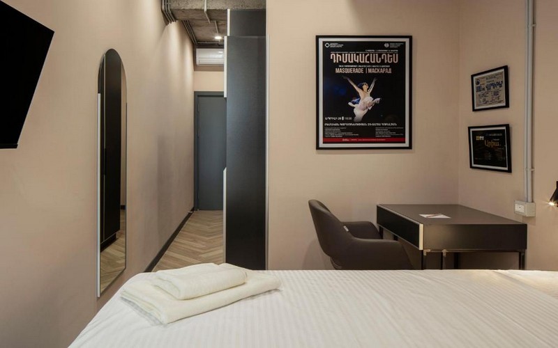 هتل AREA Hotel Yerevan