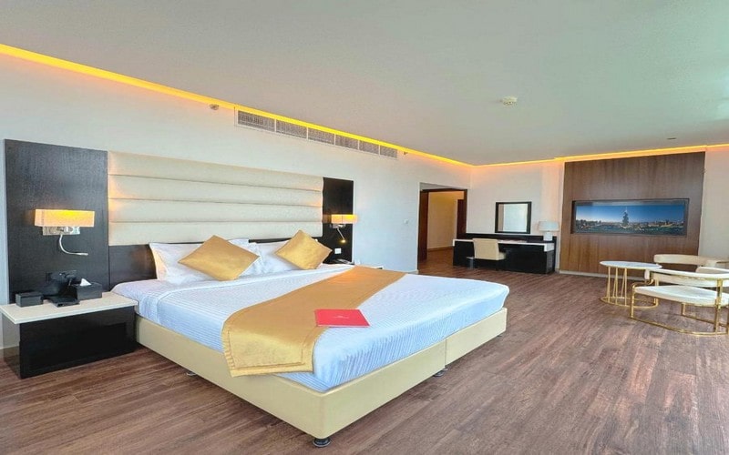 هتل Sunday Mega Hotel Dubai (Formerly Emirates Grand Hotel Apartments Dubai)