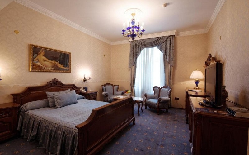 هتل Grand Hotel London Varna
