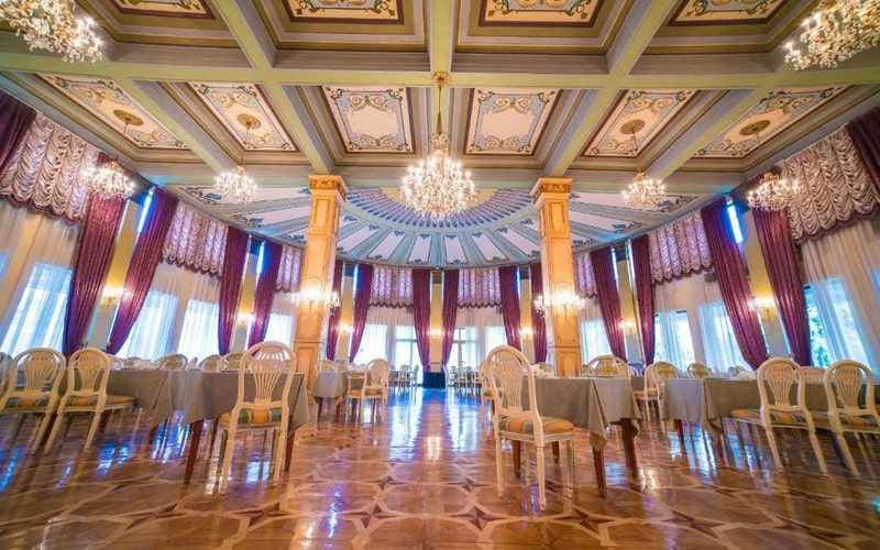 هتل Hotel Intourist Palace Batumi