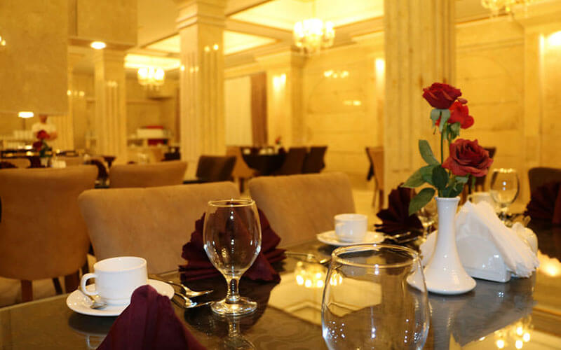 هتل بغدادی تاکستان قزوین
