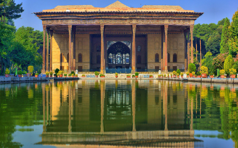 درمورد چهل ستون اصفهان چه می‌دانید؟