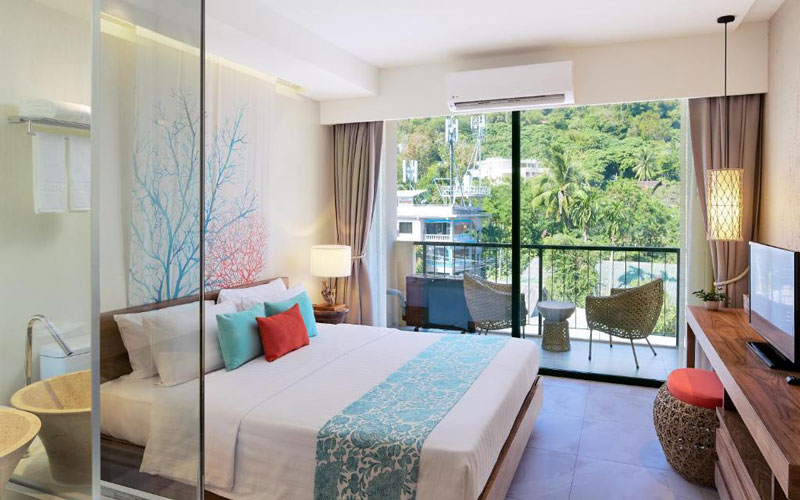هتل Bandara Phuket Beach Resort SHA Extra Plus