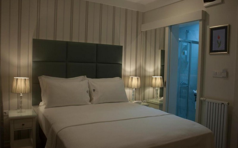 هتل Ten Rooms Istanbul