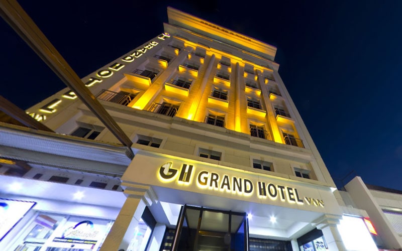 هتل Grand Hotel Van