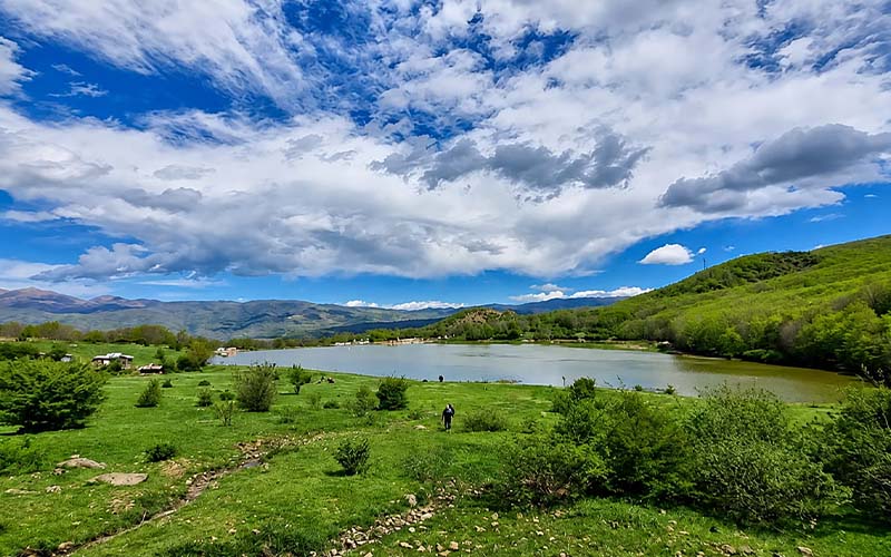 دریاچه ویستان کجاست؟ مسیر دسترسی، تفریحات و جاهای دیدنی
