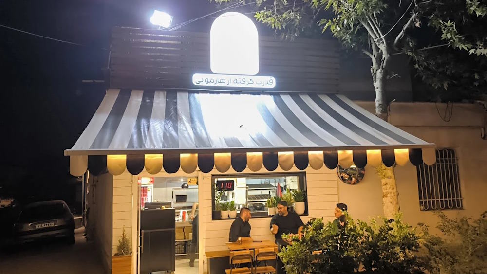 بهترین برگر تهران را کجا بخوریم؟ | از گرانترین تا ارزانترین برگر