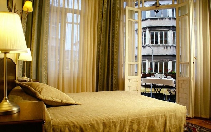 هتل Hotel Uyan Istanbul