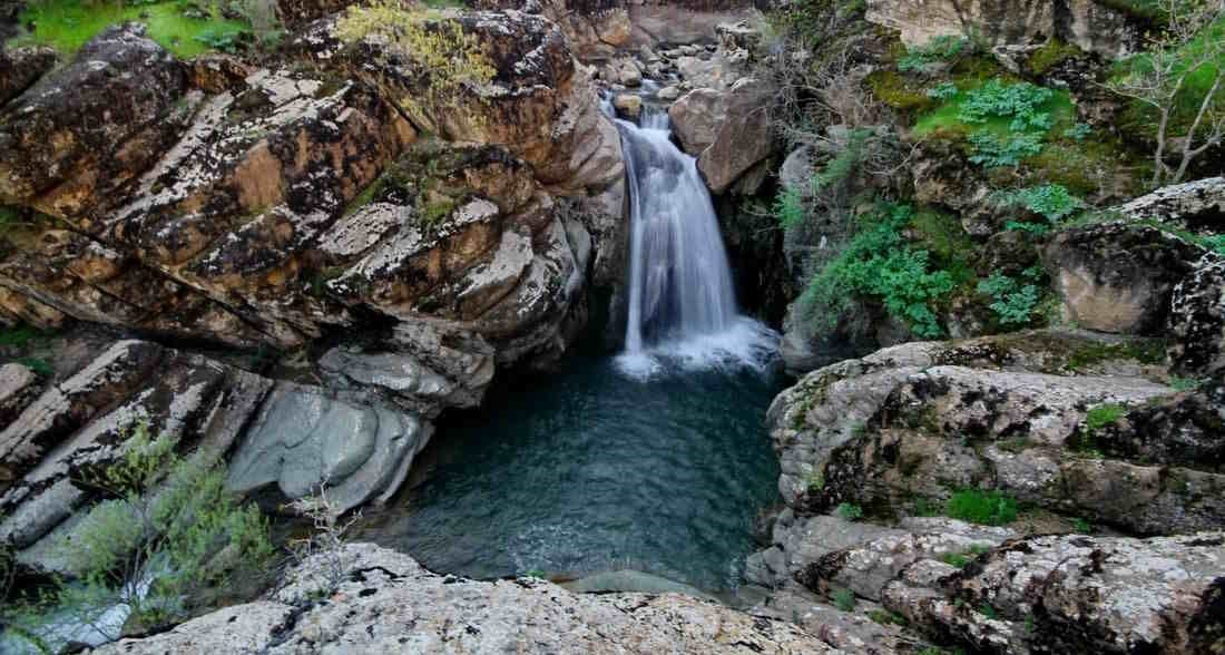 معرفی زیباترین آبشارهای لرستان + مسیر و نکات رفتن