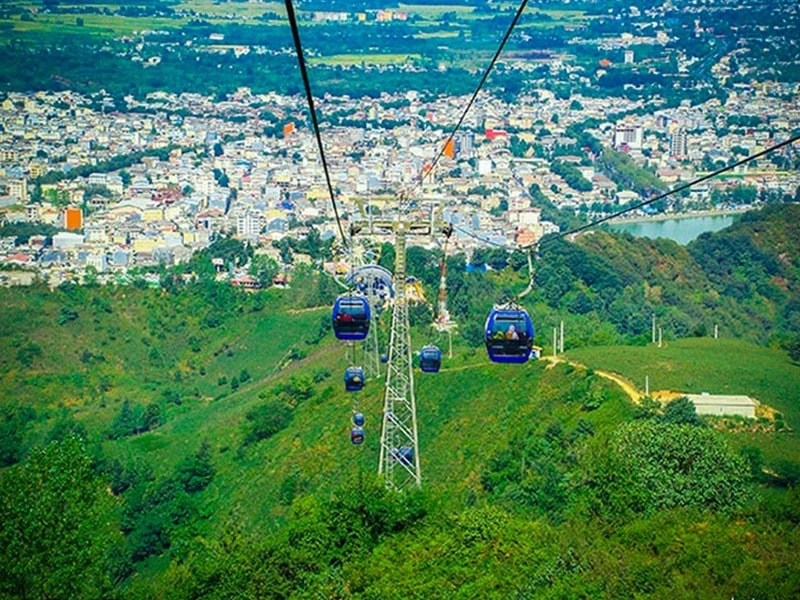 جاهای دیدنی لاهیجان | ۱۸ دیدنی برای جوانان و خانواده ها