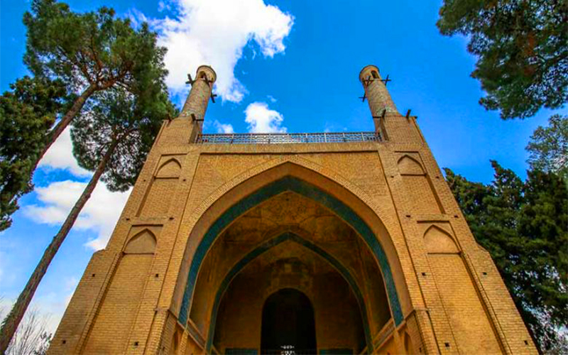  منارجنبان اصفهان کجاست؟ راهنمای بازدید و تصاویر جالب