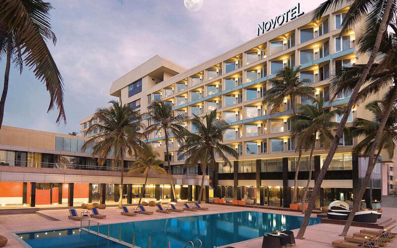 هتل Novotel Mumbai Juhu Beach 