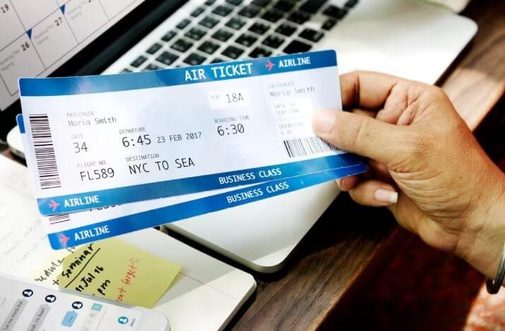 راهنمای جامع خواندن بلیط هواپیما و معنی اطلاعات روی بلیط