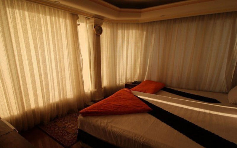 هتل آپارتمان پارمین مشهد