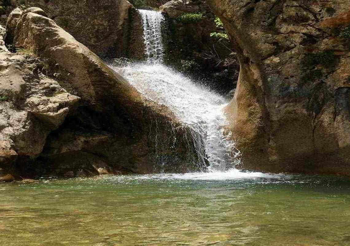 معرفی زیباترین آبشارهای لرستان + مسیر و نکات رفتن