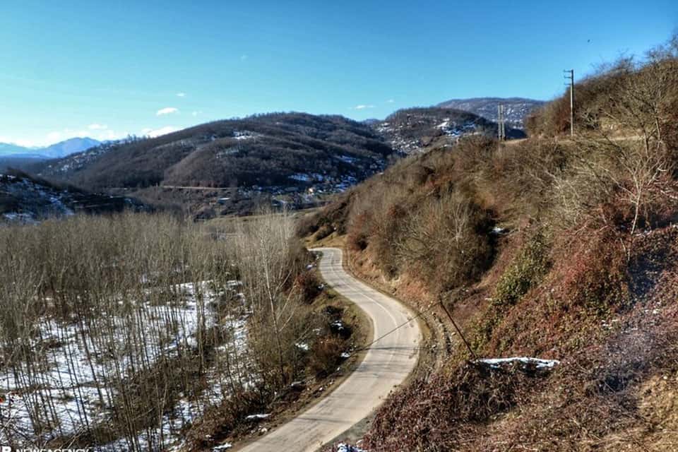 دریاچه لفور کجاست؟