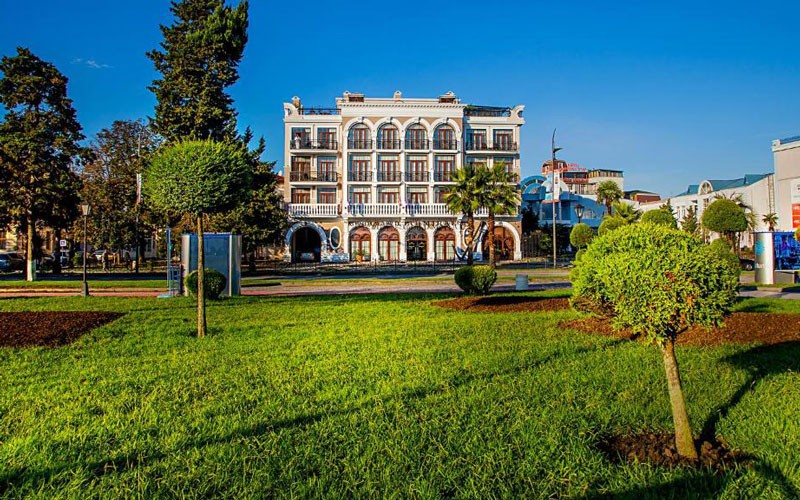 هتل The Admiral Hotel Batumi