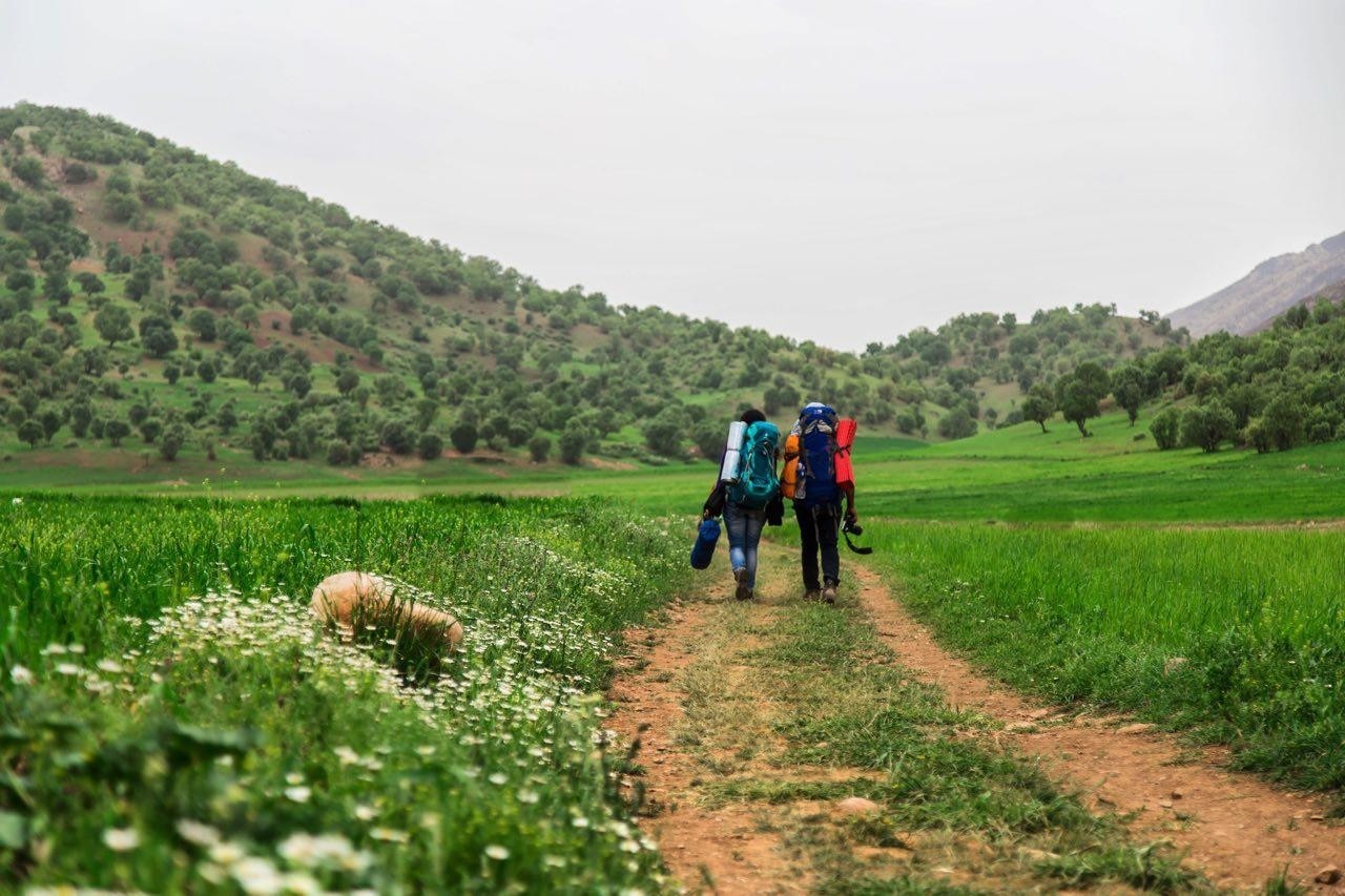 آبشار و تنگه پیازه کجاست؟