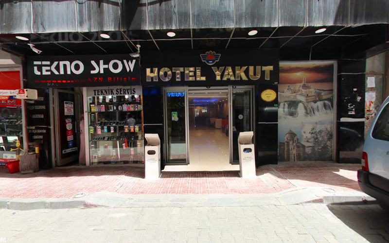 هتل Yakut Van