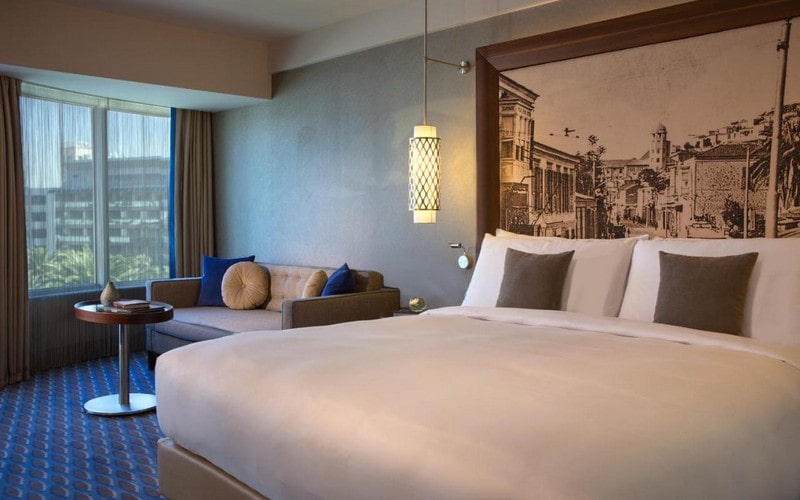 هتل Renaissance Izmir Hotel