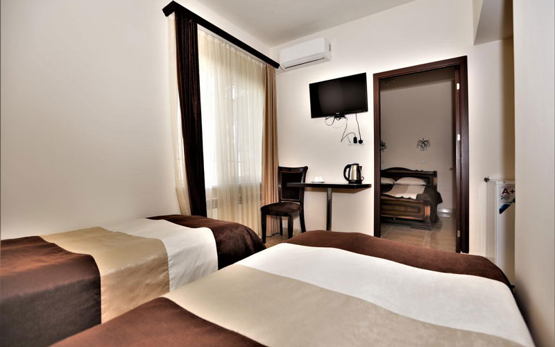 هتل Comfort House Hotel and Tours Yerevan
